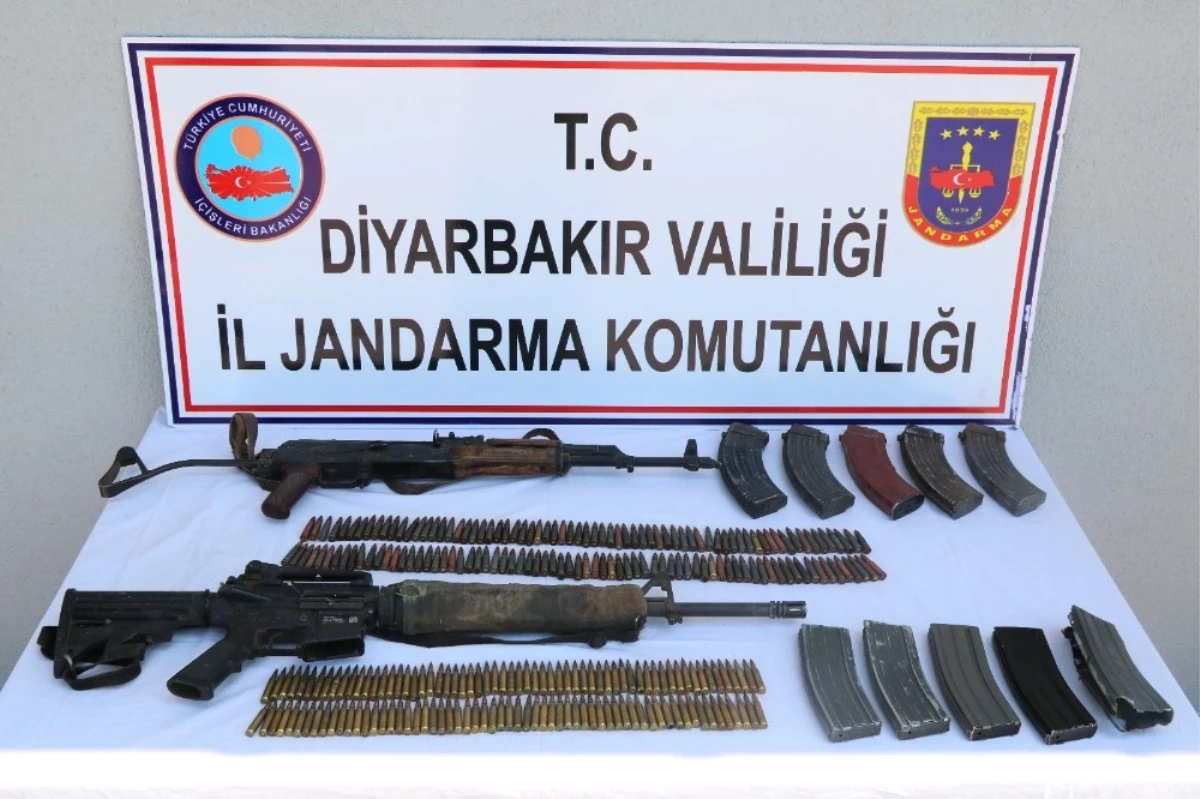 Diyarbakır\'da Teröre Darbe Üzerine Darbe: 2 Terörist Öldürüldü
