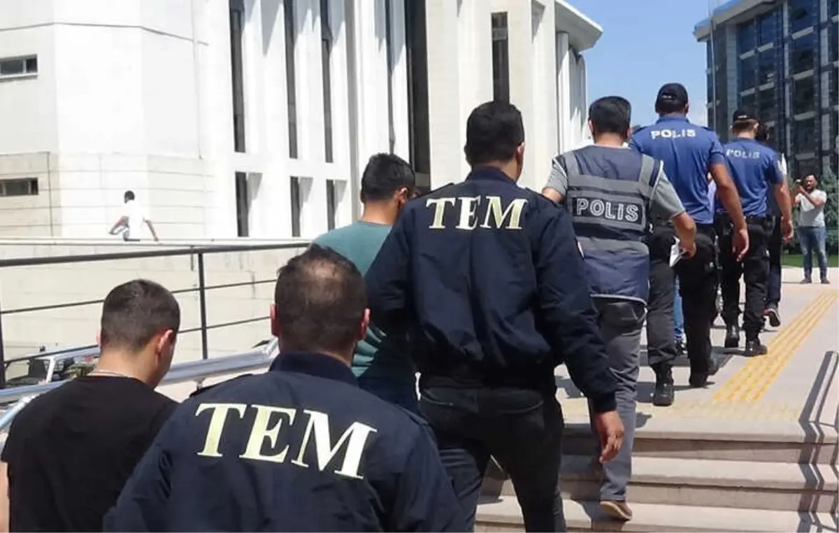 Düzeltme) Fetö\'nün Askerî Öğrenci Ayağına Operasyon