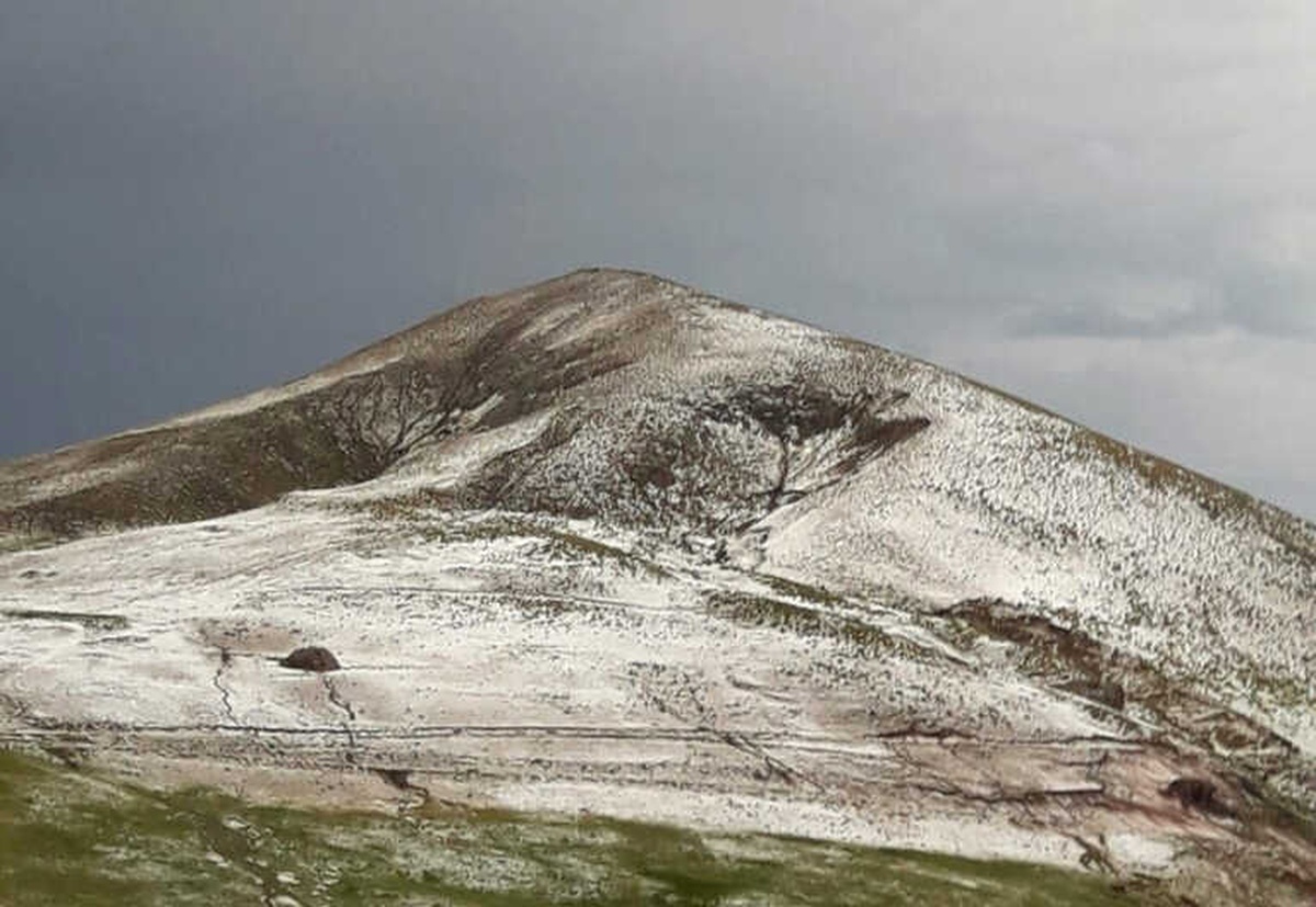 Erzurum\'un Yüksek Kesimleri Beyaza Büründü