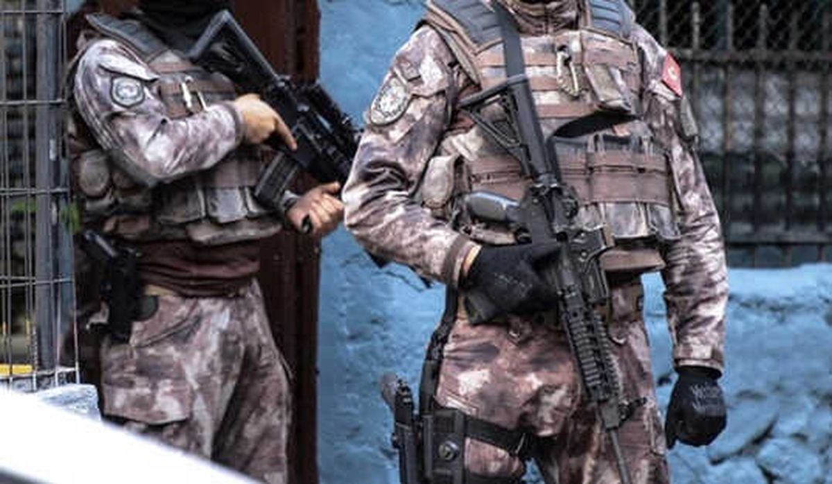 İstanbul\'da Deaş\'a Operasyon: 38 Gözaltı
