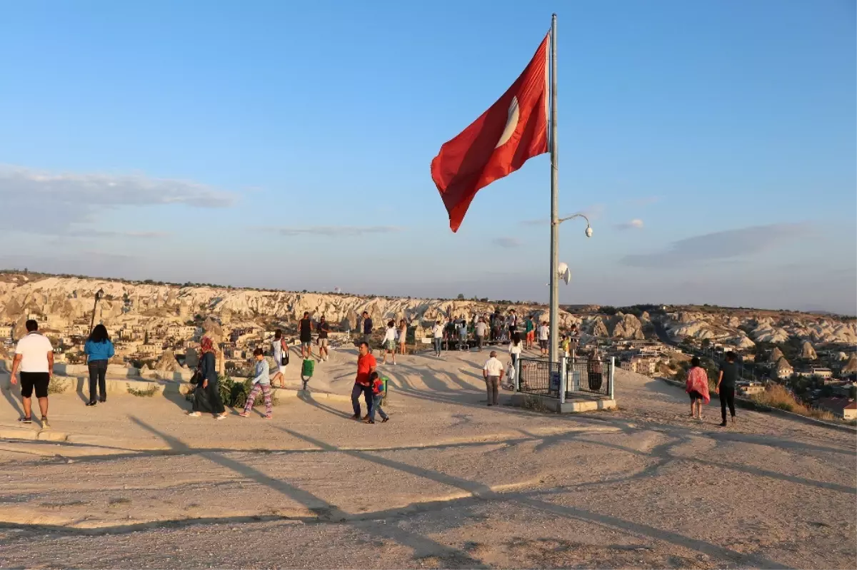 Kapadokya\'da Balon Turları İptal Edildi