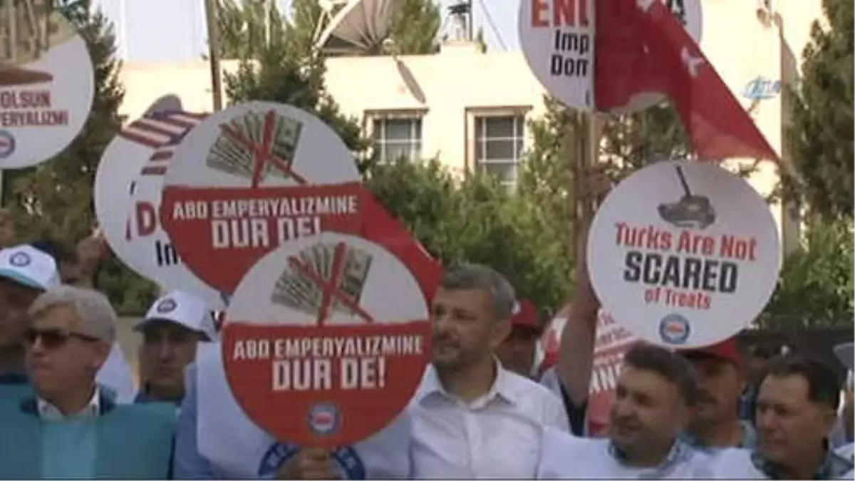 Memur-Sen Üyelerinden ABD\'nin Ankara Büyükelçiliği Önünde Protesto