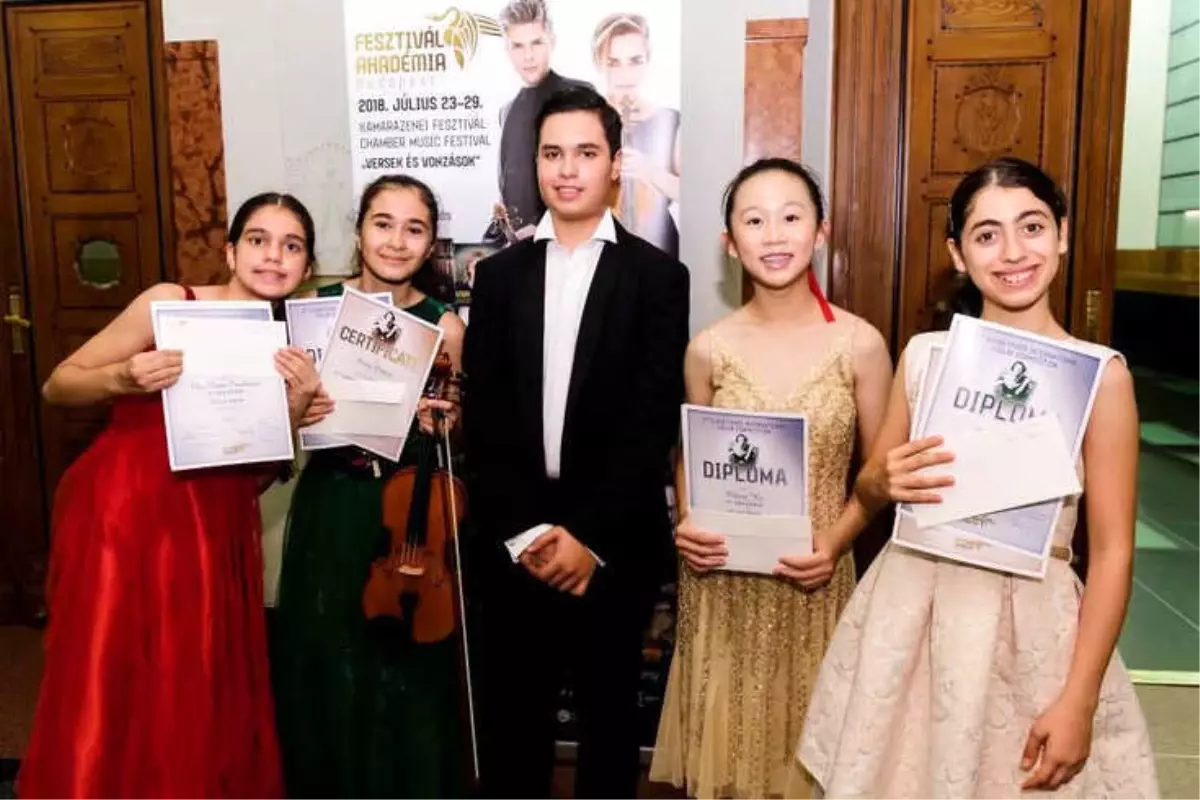 Türk Keman Takımı Macaristan\'dan 4 Ödülle Döndü