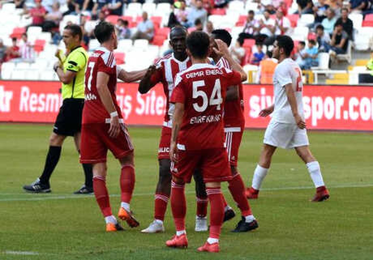 Demir Grup Sivasspor - Gaziantepspor: 3-0