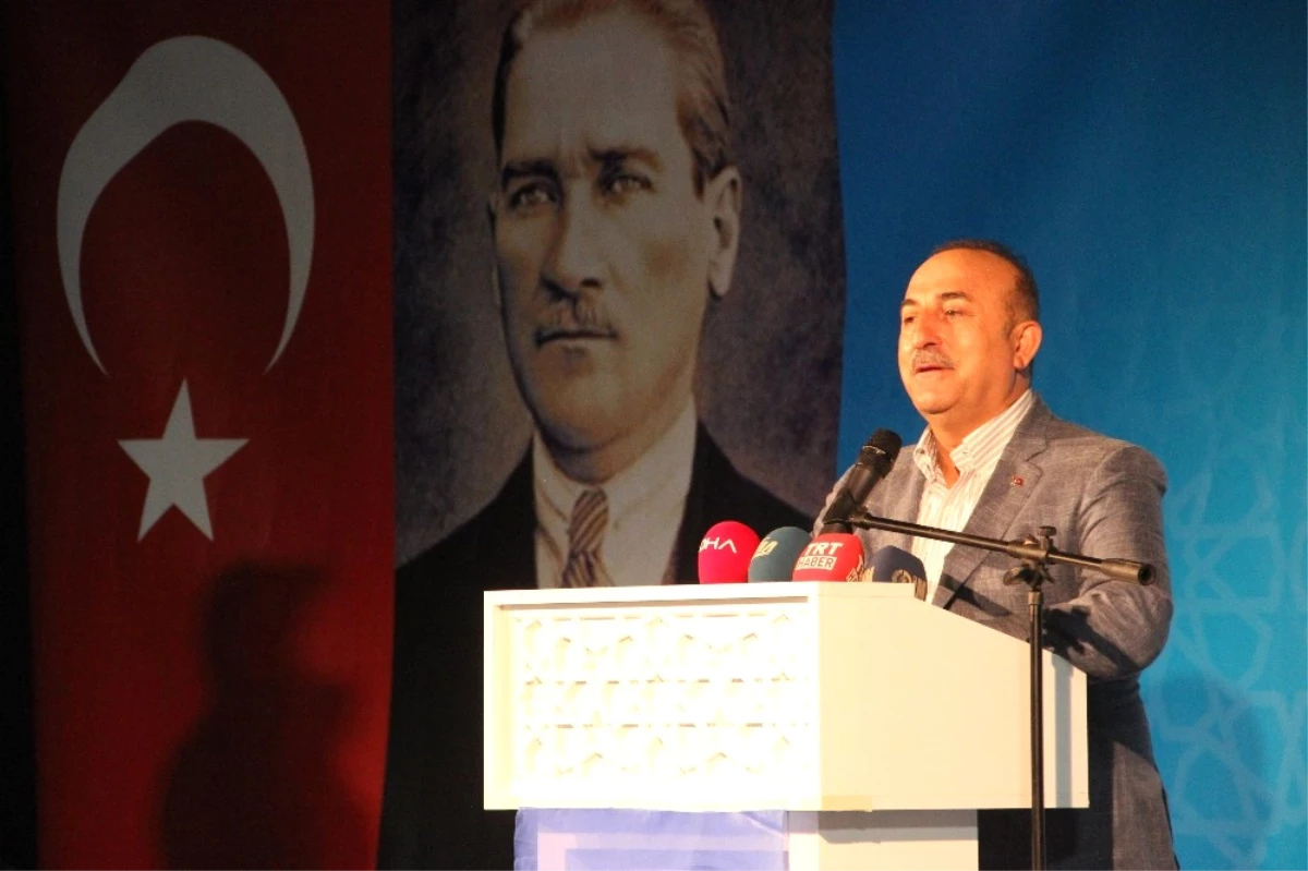 Dışişleri Bakanı Çavuşoğlu: "Türk Milleti Tehdide Boyun Eğmez"