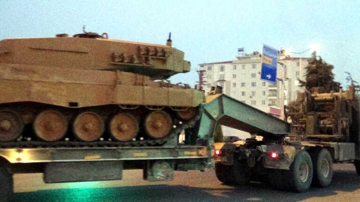 Münbiç ile Tel Rıfat Bölgesine Askeri Sevkıyat Sürüyor