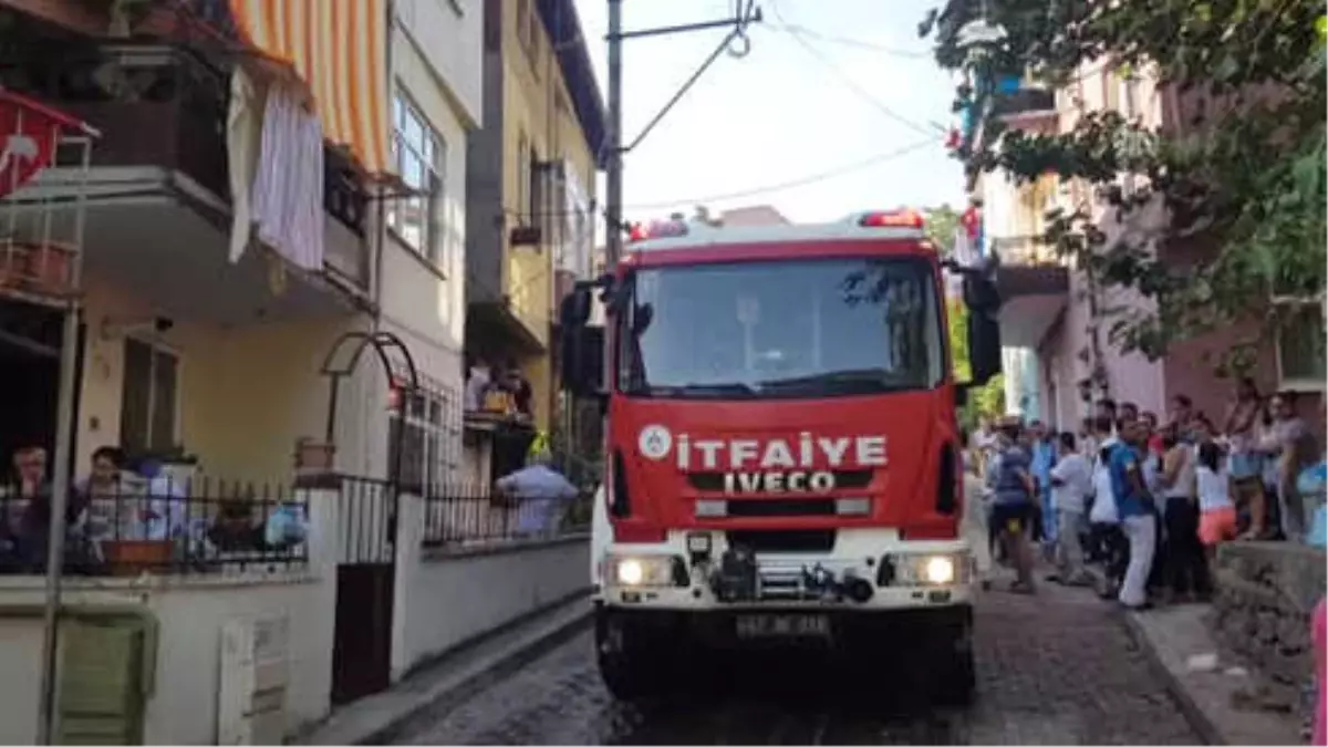 Alevler Arasında Kalan Yaşlı Kadın Öldü - Olay Yeri