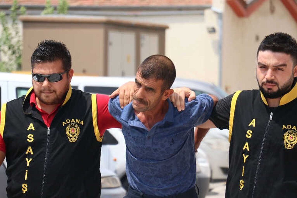 Aracın Camını Kırıp Parayı Böyle Çaldılar