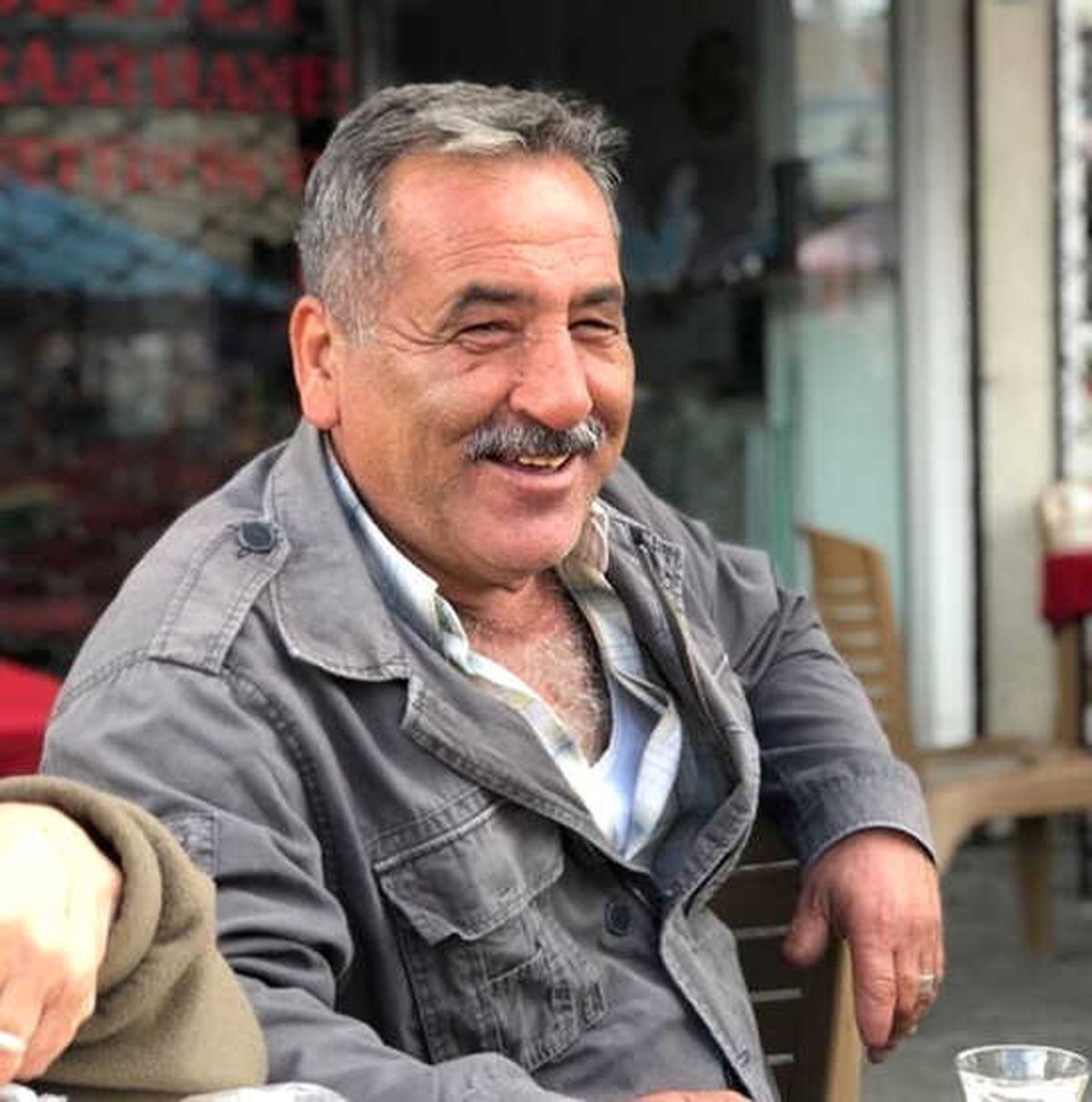 Balık Avlarken Dinamit Elinde Patladı