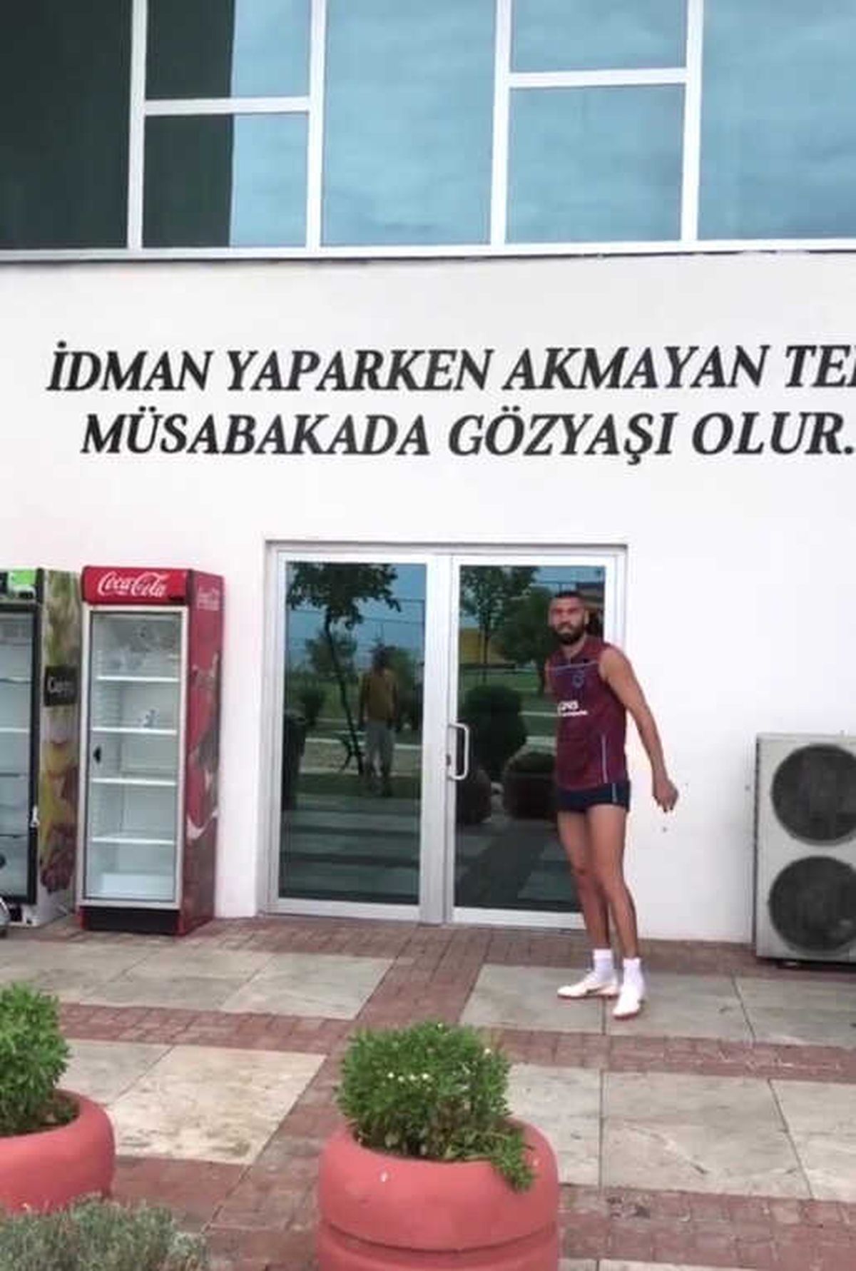 Burak Yılmaz\'dan Örnek Paylaşım