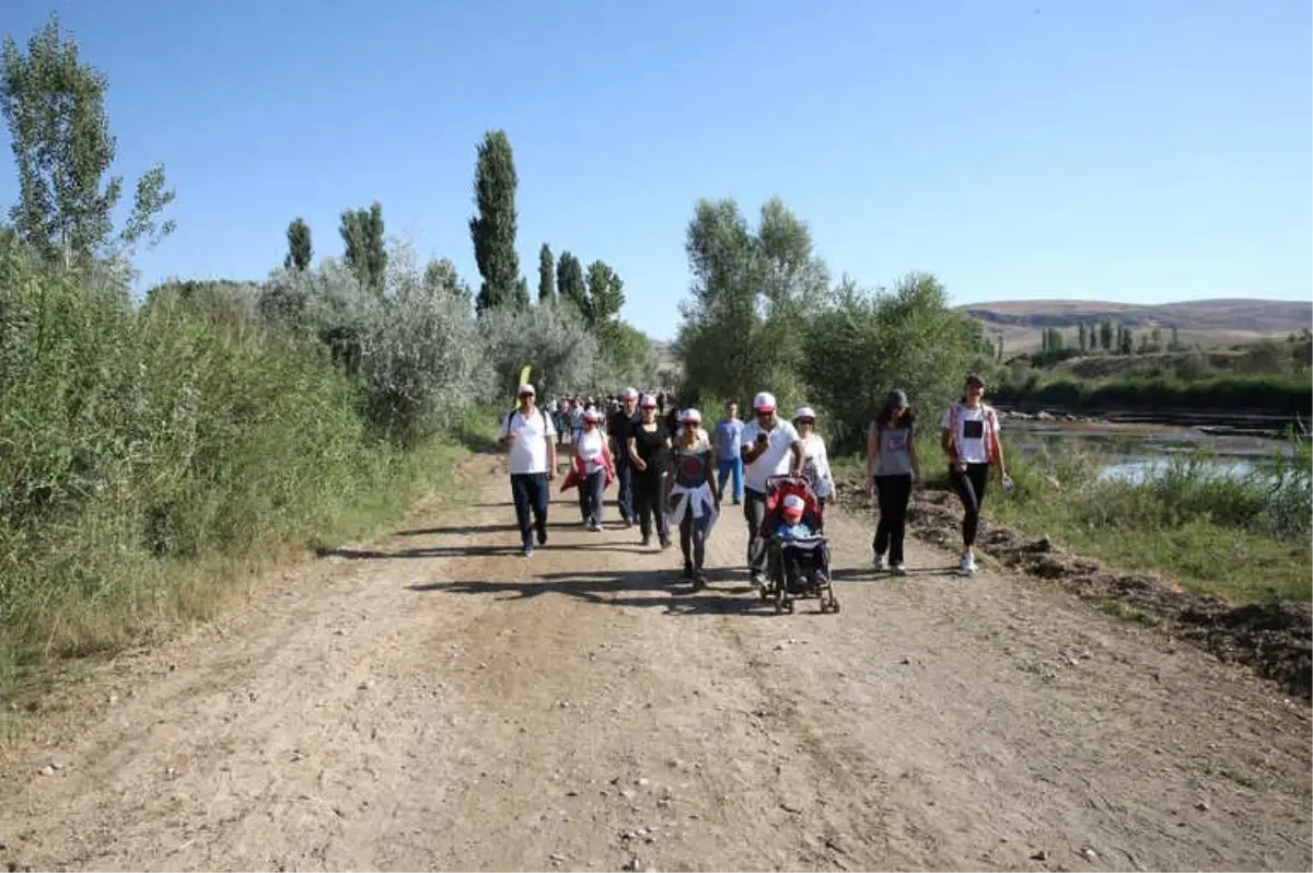 Doğaseverler Büyükşehir\'in Yürüyüşünde Buluştu