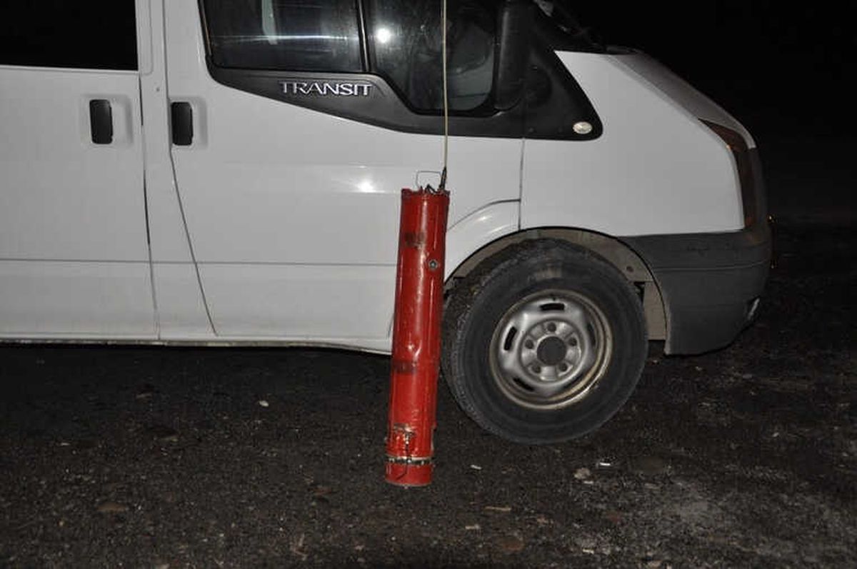 Hatay\'da Denizaltı Vericisi Bomba Paniğine Neden Oldu