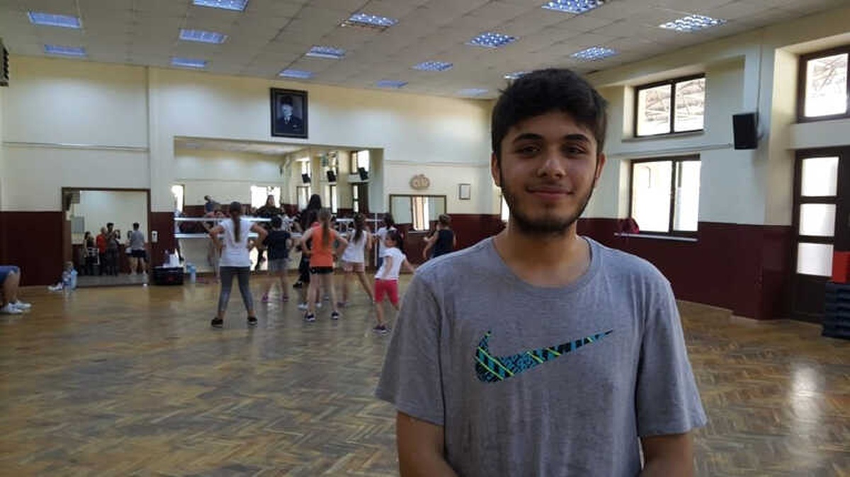 Türkiye Hiphop Şampiyonu Zeki Gündüz, Dünya Şampiyonası\'na Hazırlanıyor