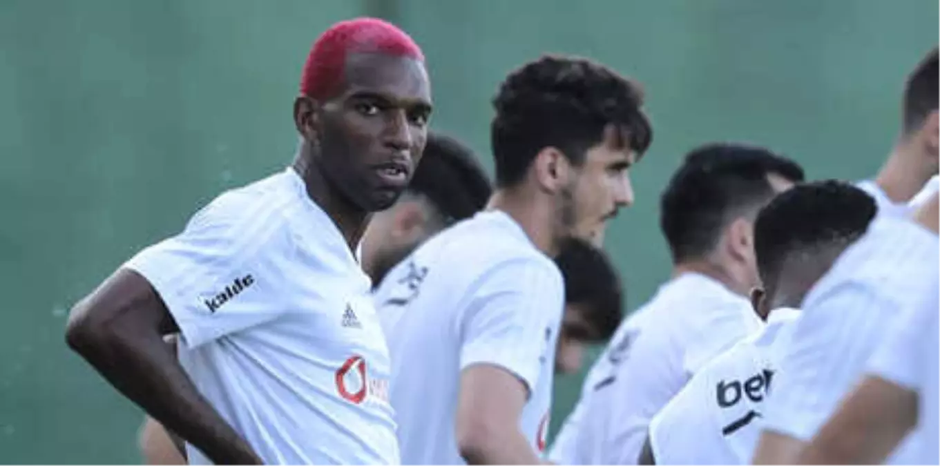 Ryan Babel\'den Beşiktaş\'a Önce Tepki Sonra Özür!