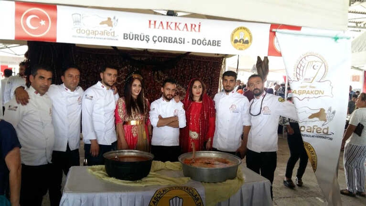Hakkari \'Hakapad\' Altın Aşçı Heykeli Ödülü