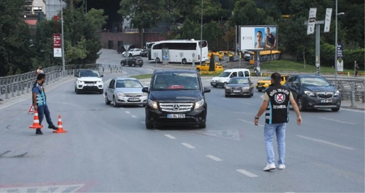 Sivil Trafik Ekipleri UBER\'e Ceza Yağdırdı