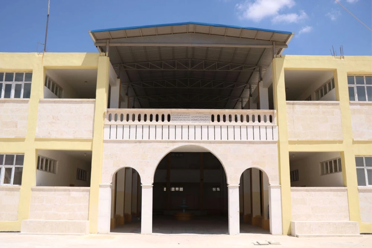 El-Bab\'da Kurulan Harran Üniversitesi Eğitime Başlıyor