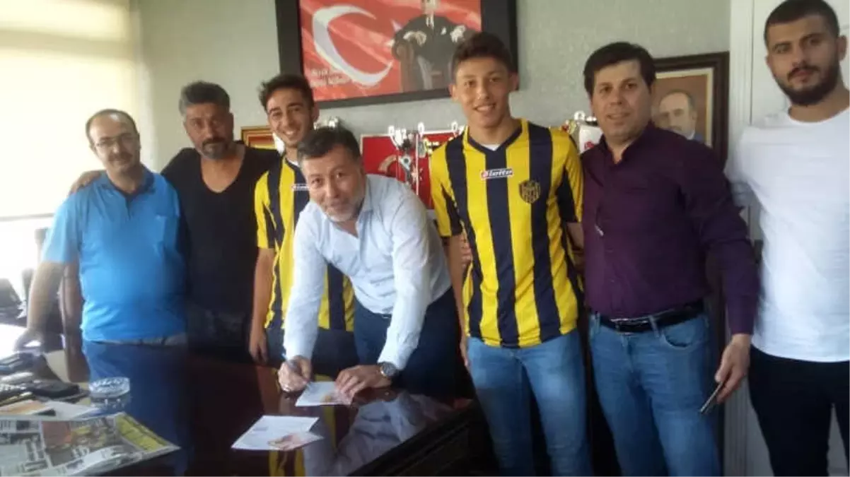 Gölbaşı Belediyespor\'dan Ankaragücü\'ne 2 Transfer