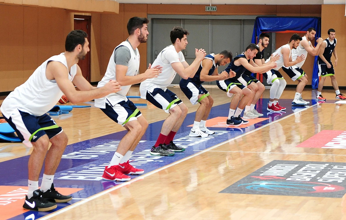 İstanbul Büyükşehir Belediyespor Basketbolda Sezonu Açtı