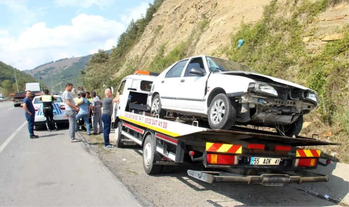 Samsun\'da Trafik Kazası: 3 Yaralı