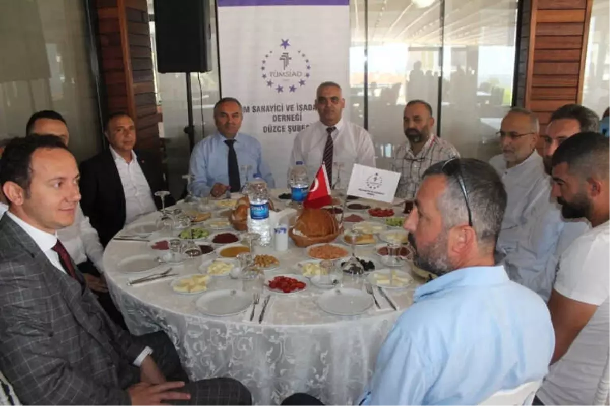 Başkan Ay Tümsiad Toplantısına Katıldı