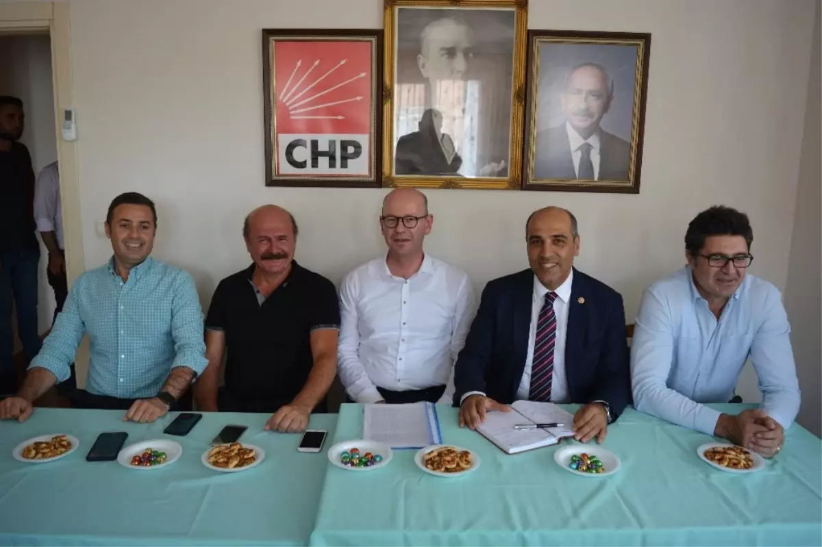 CHP Son Gelişmeleri Bigadiç\'de Değerlendirdi