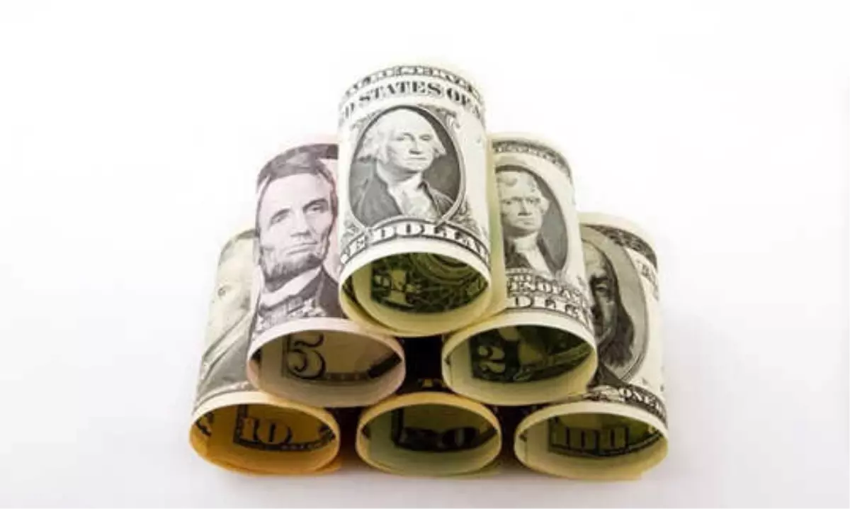 Dolarda Dalgalanma Devam Ediyor