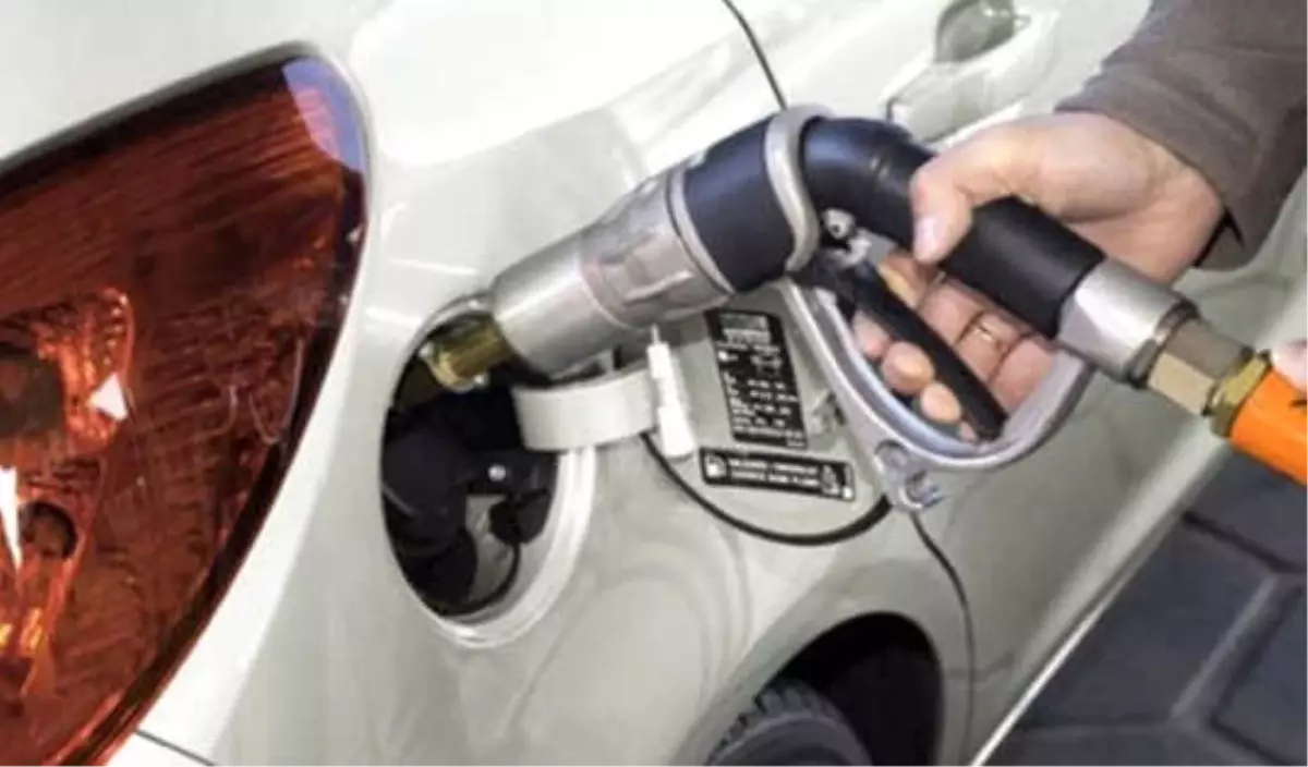 Lpg\'ye 9 Kuruş Zam Geldi, Fiyata Yansıtılmayacak