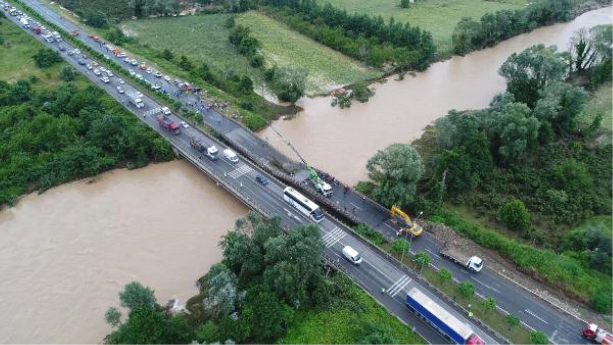 Ordu\'da Sel Felaketi: Köprüler Yıkıldı, Çok Sayıda Kişi Mahsur Kaldı (2)