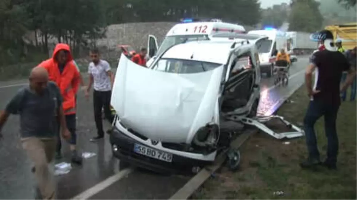 Samsun\'da Feci Kaza: 7 Yaralı