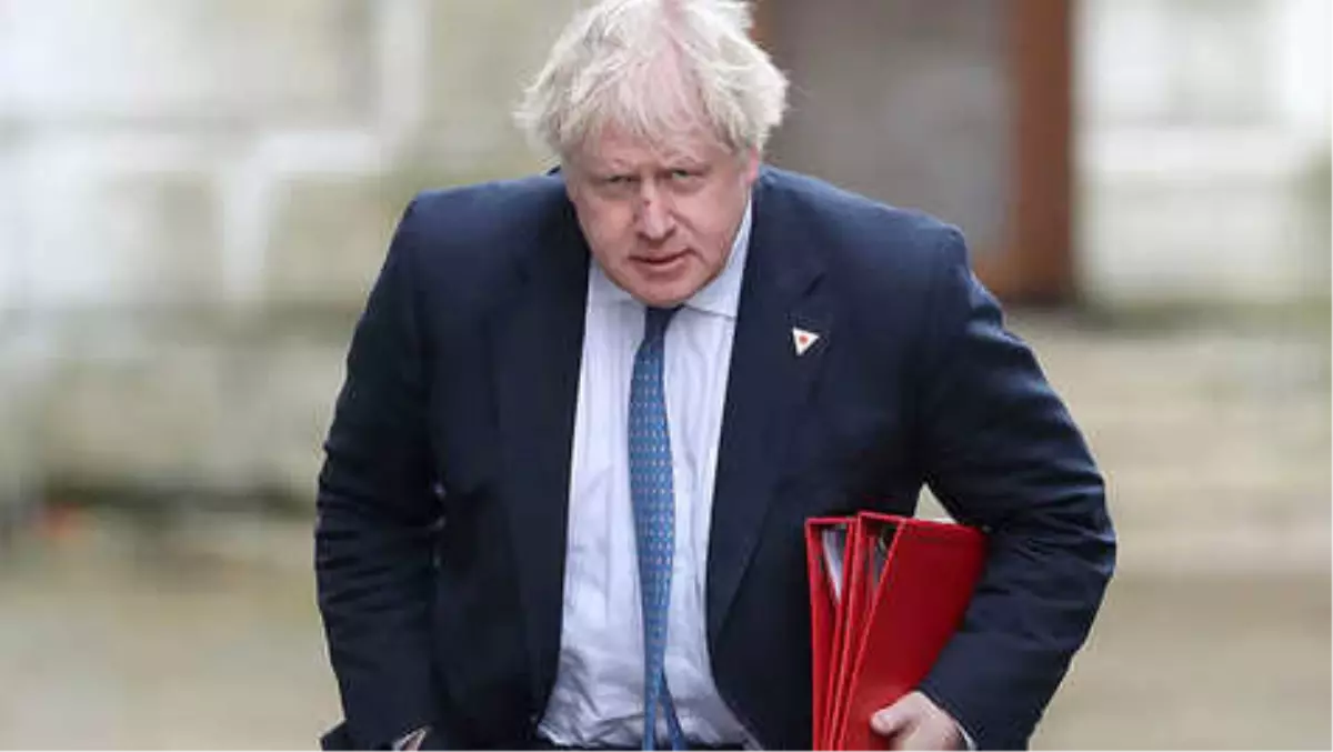 Boris Johnson\'a \'Peçe\' İncelemesi