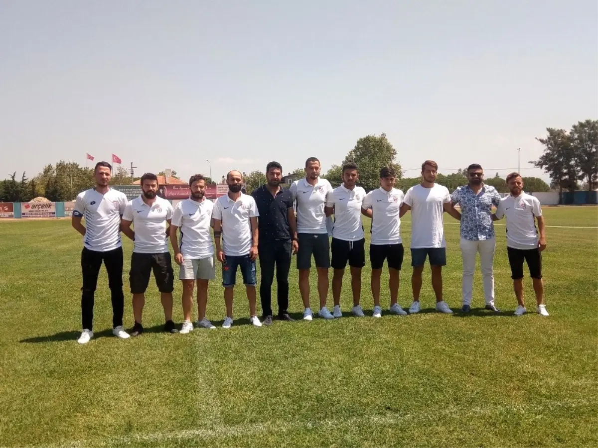 Didim Belediyespor Transferlerini Tanıttı