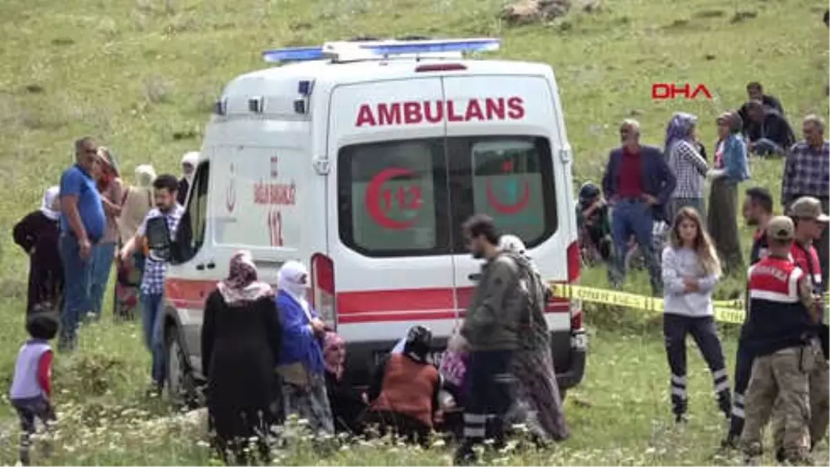 Erzurum Yıldırım Düştü, Koyunu ile Birlikte Öldü Hd