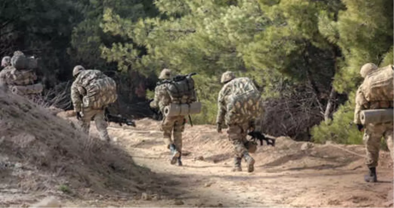 Hakkari\'den Acı Haber! Havanlı Saldırıda Yaralanan 1 Askerimiz Şehit Oldu