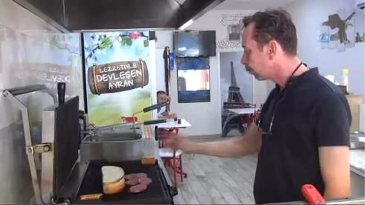 Manisalı Esnaftan Duygulandıran Yazı: "Bedeli Şehitlerimiz Tarafından Ödenmiştir"