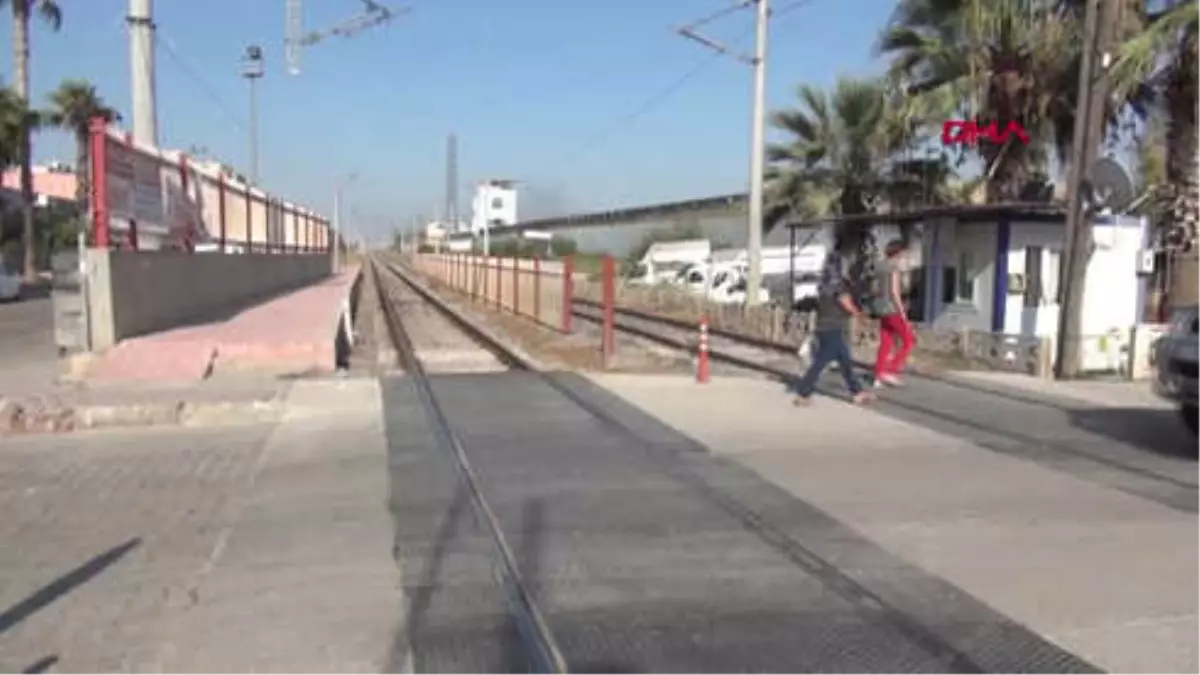 Mersin - Tren, Elektrikli Bisiklete Çarptı 1 Ölü, 1 Yaralı Hd