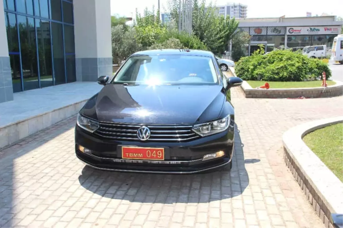 Mustafa Savaş\'a Kırmızı Plaka Verildi