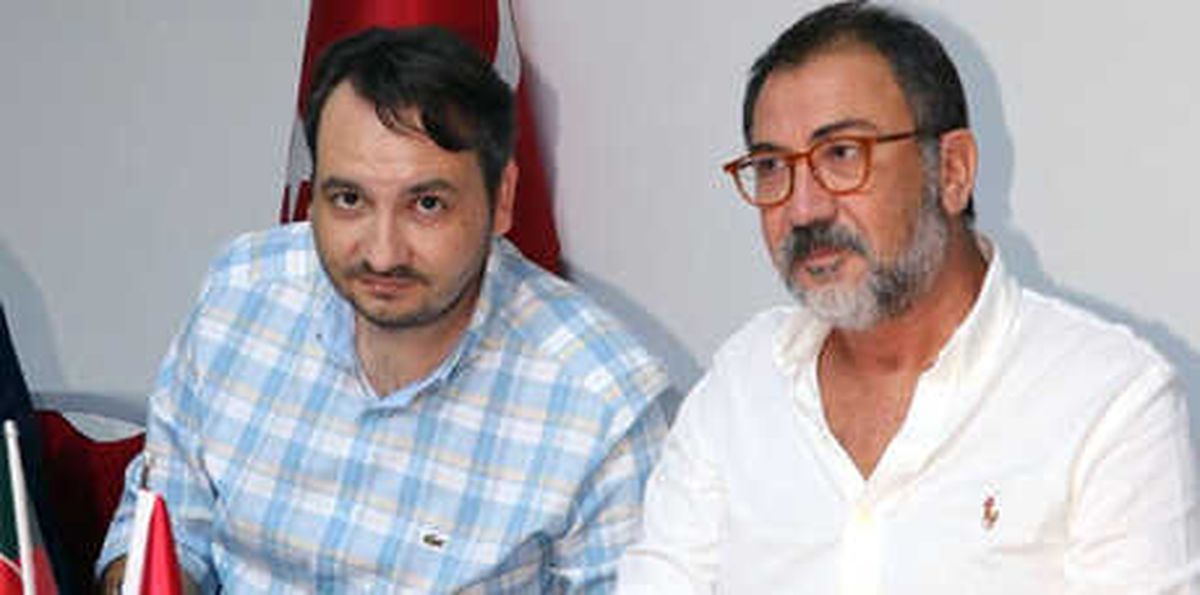 Özhan Çıvgın, Pınar Karşıyaka ile İmzaladı