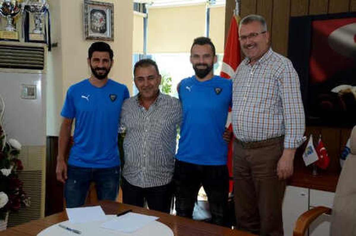 Avşar ve Çetinus, Karacabey Belediyespor\'da