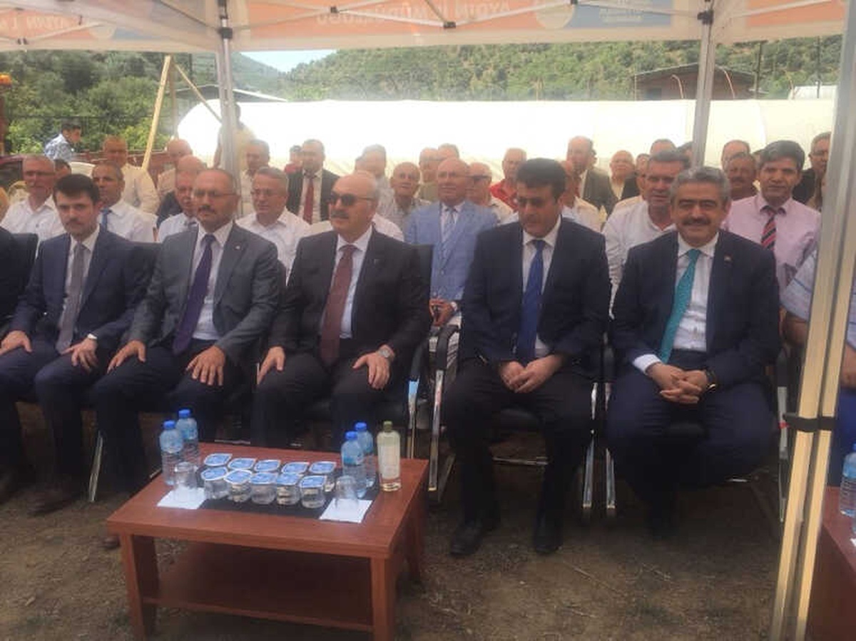 Başkan Alıcık İncir Kurutma Serası Dağıtım Törenine Katıldı