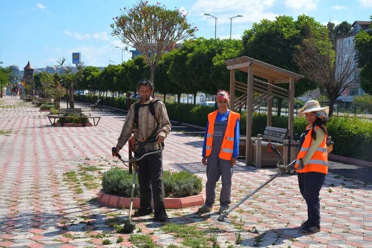 Gülüç\'e Bayanların Eli Değdi