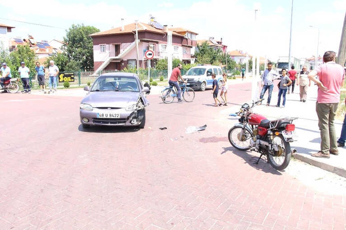 Kula\'da Trafik Kazası: 1 Yaralı