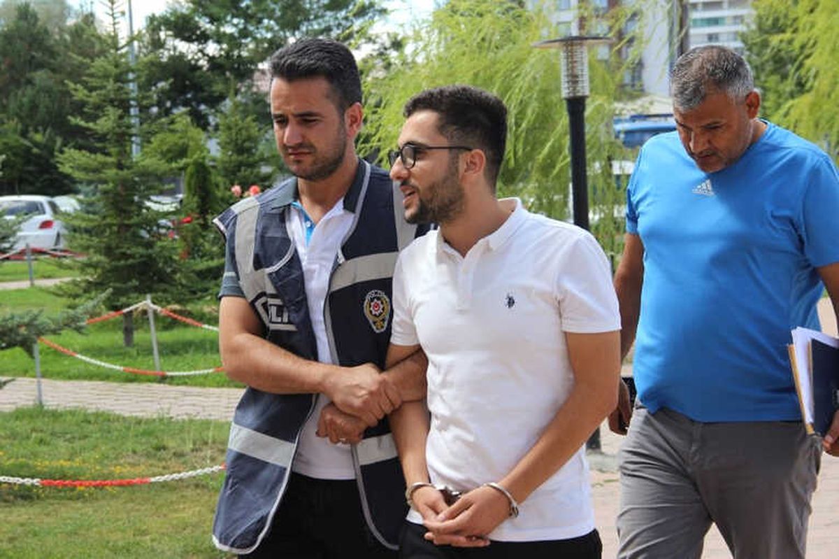 Ne Yaptık Adam mı Öldürdük"