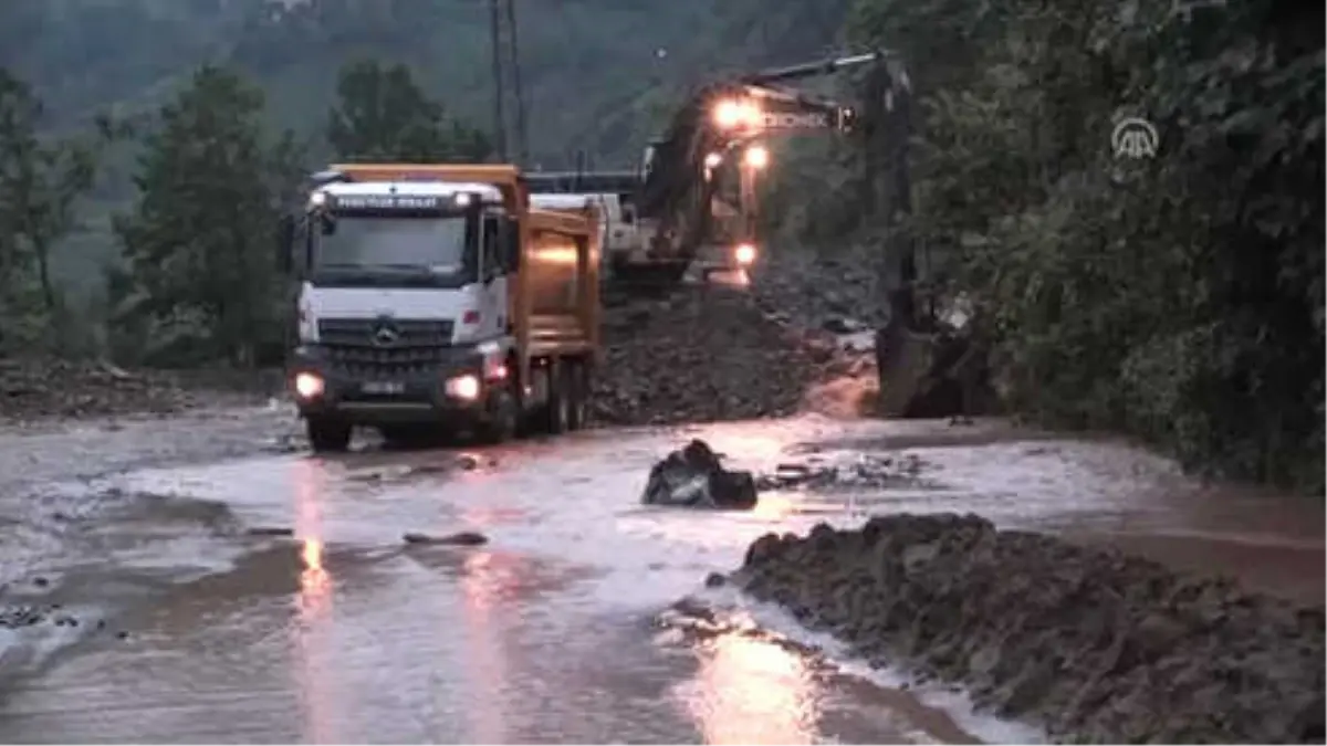 Rize\'de Şiddetli Yağış (3)