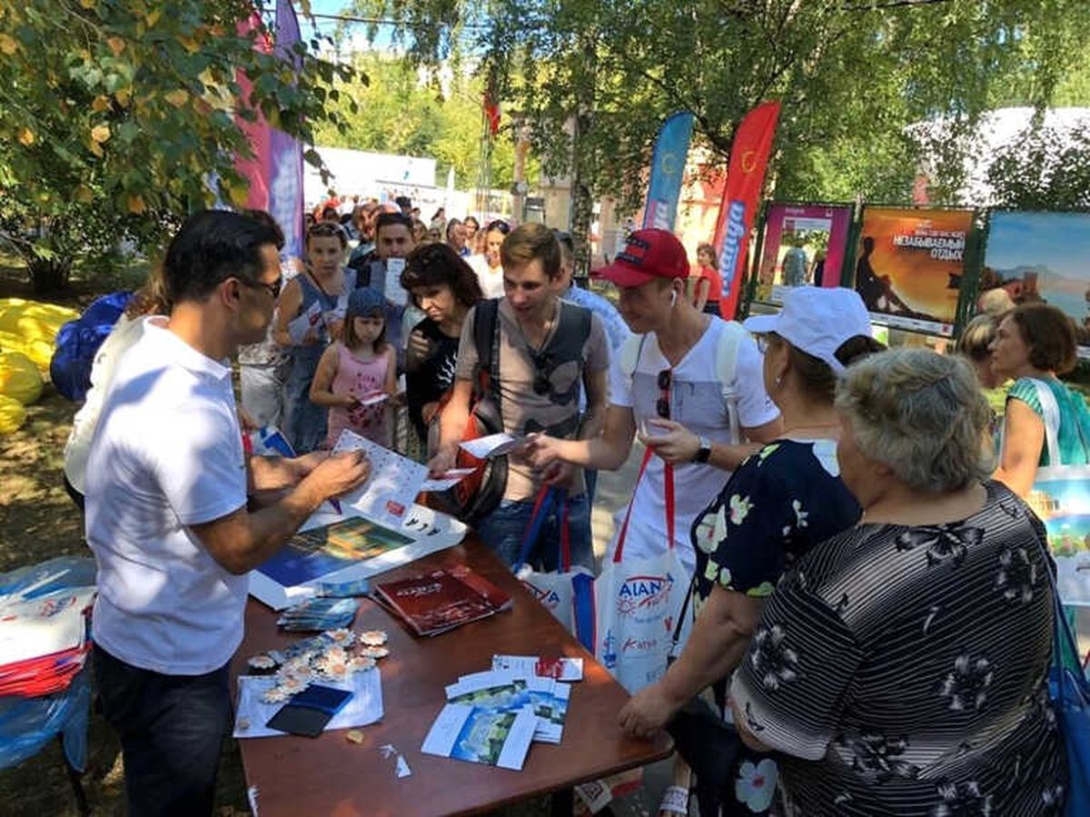 Rusya\'da Alanya Kuyruğu