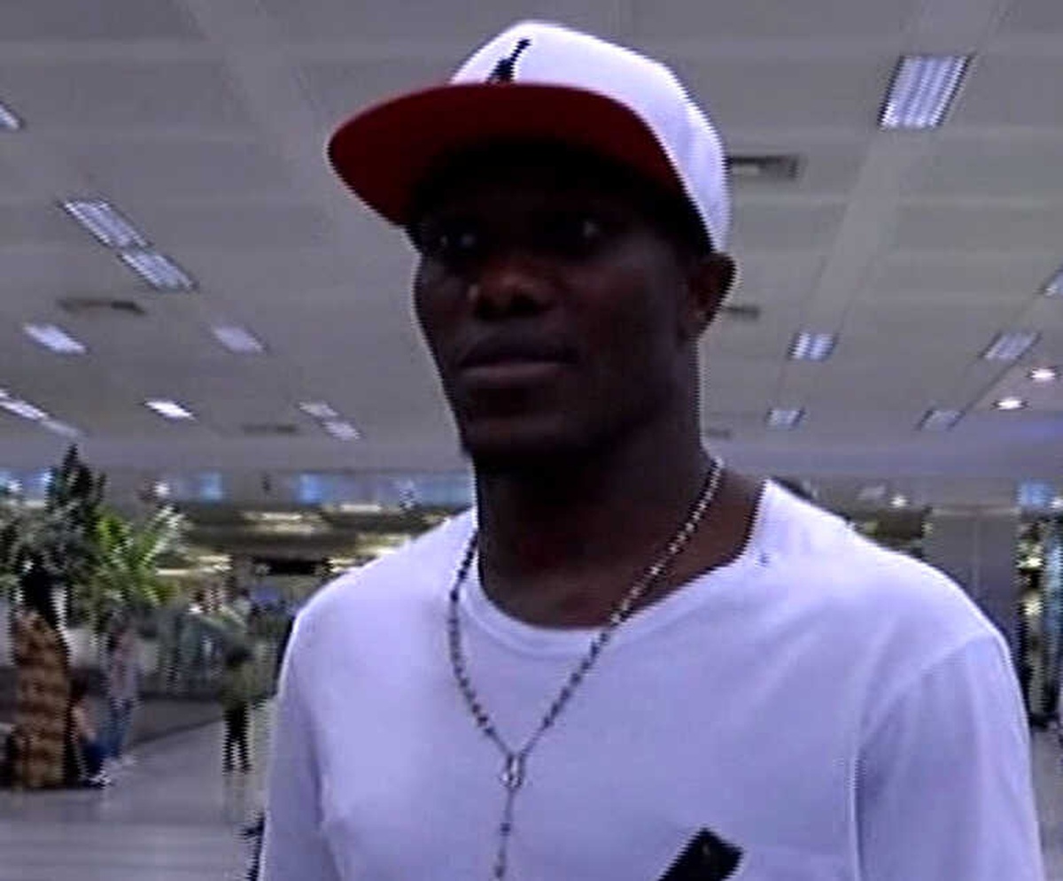 Trabzonspor\'un Yeni Transferi Nwakaeme İstanbul\'da