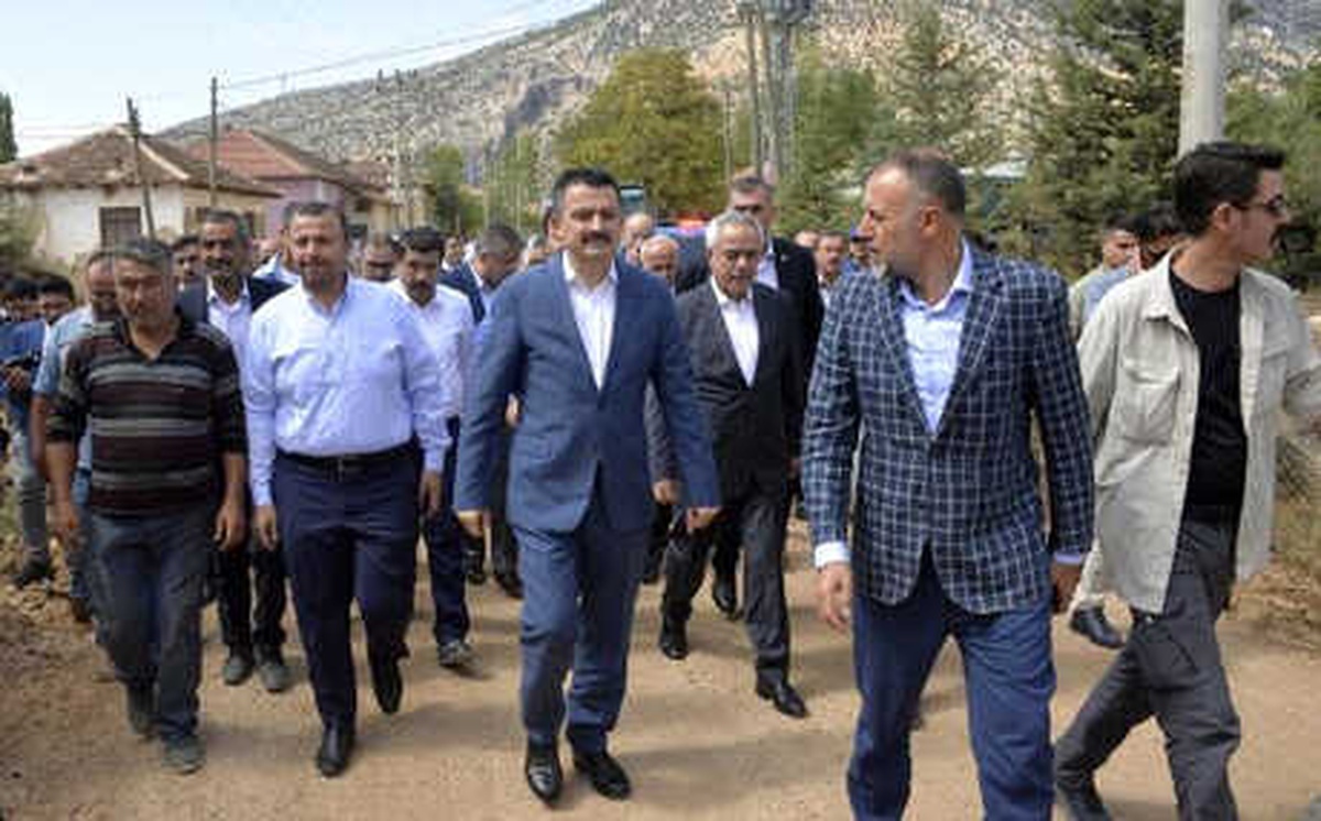 Bakan Pakdemirli, Selin Vurduğu Kumluca\'da
