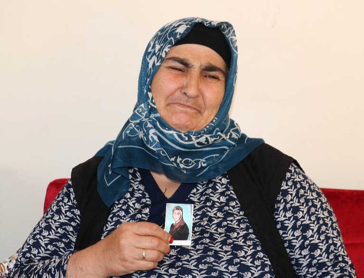 Bebeğiyle Şehit Düşen Annenin Doğum Gününde Büyük Üzüntü Yaşanıyor