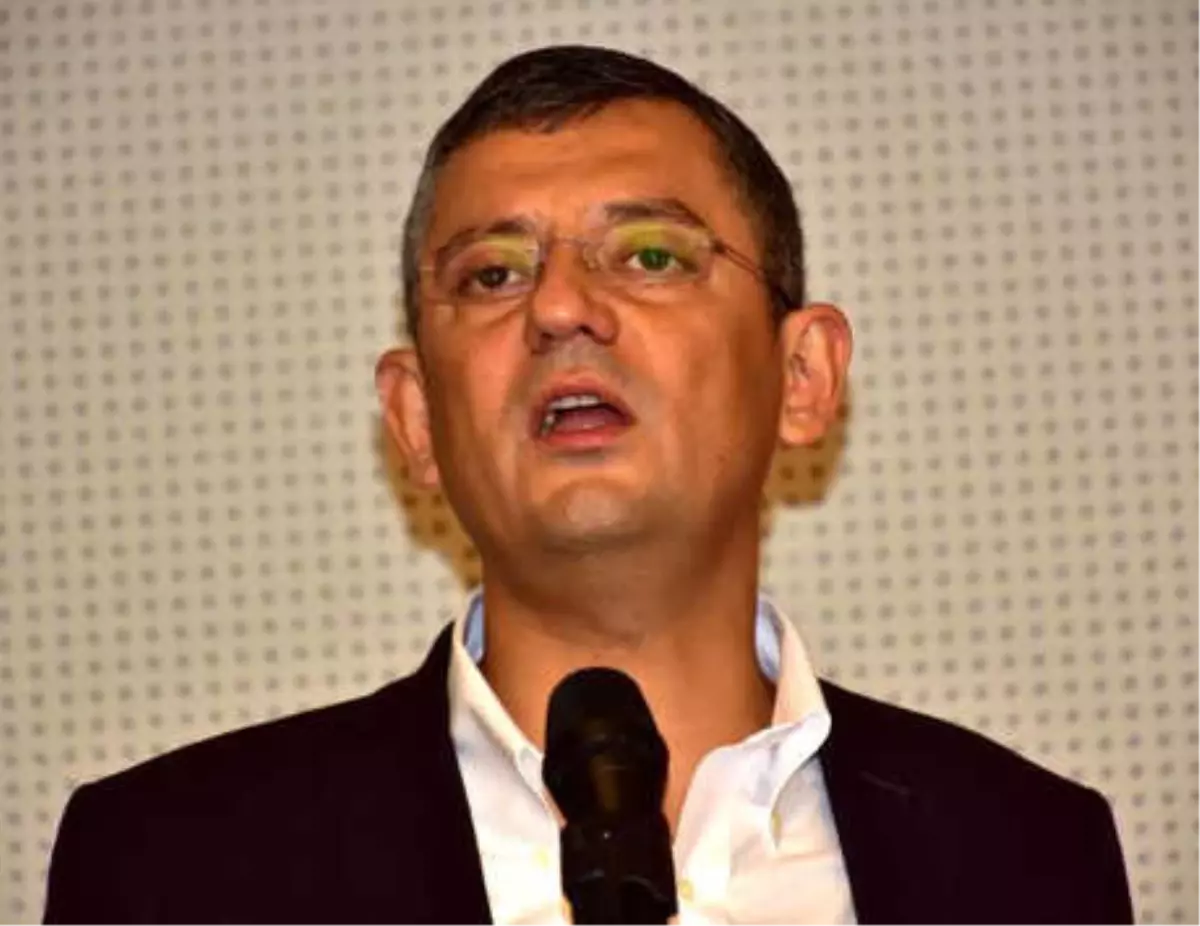 CHP\'li Özel: İmza Veren de Vermeyen de CHP\'lidir ve Kardeştir
