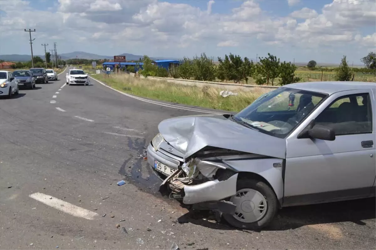 Edirne\'de Trafik Kazası: 4 Yaralı